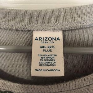 Grey Rose Design T-Shirt with Lace Cutouts